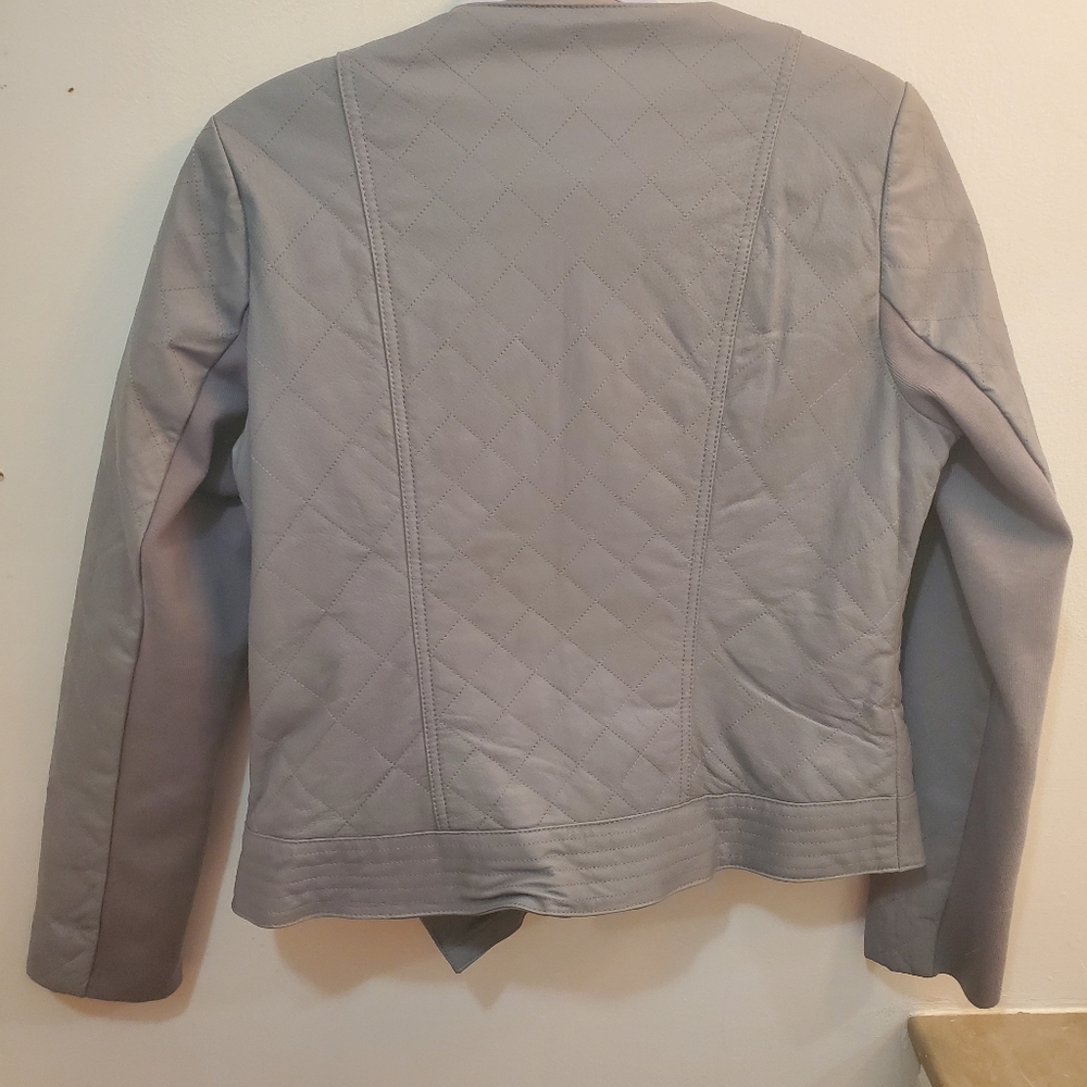 Jacket - Picture 5 of 6